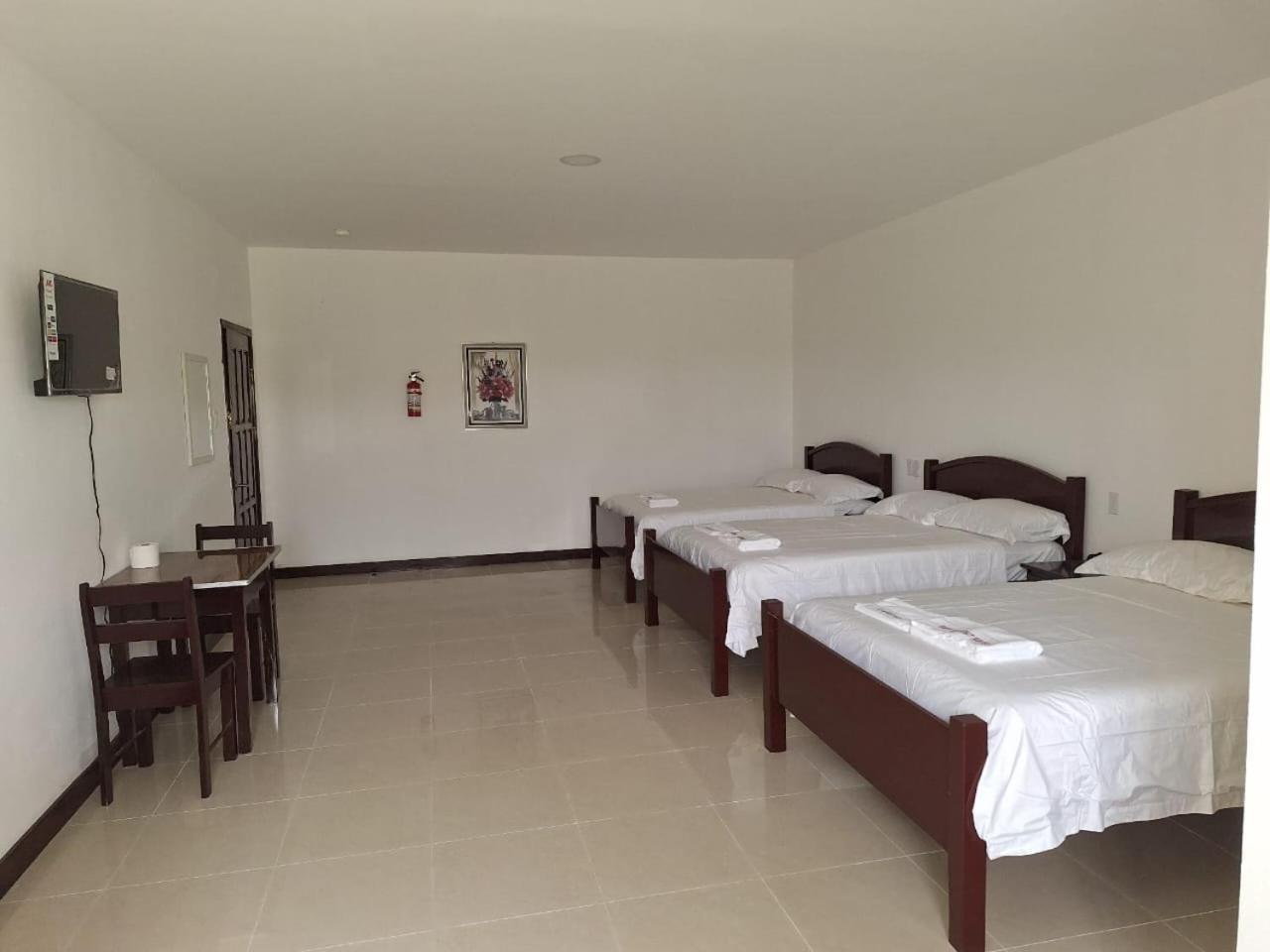 Day And Night Hotel Belmopan Exterior foto