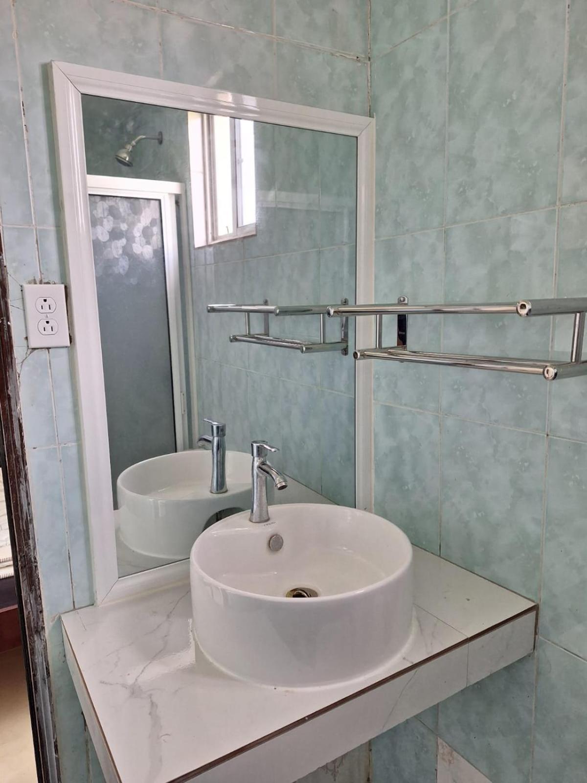 Day And Night Hotel Belmopan Exterior foto