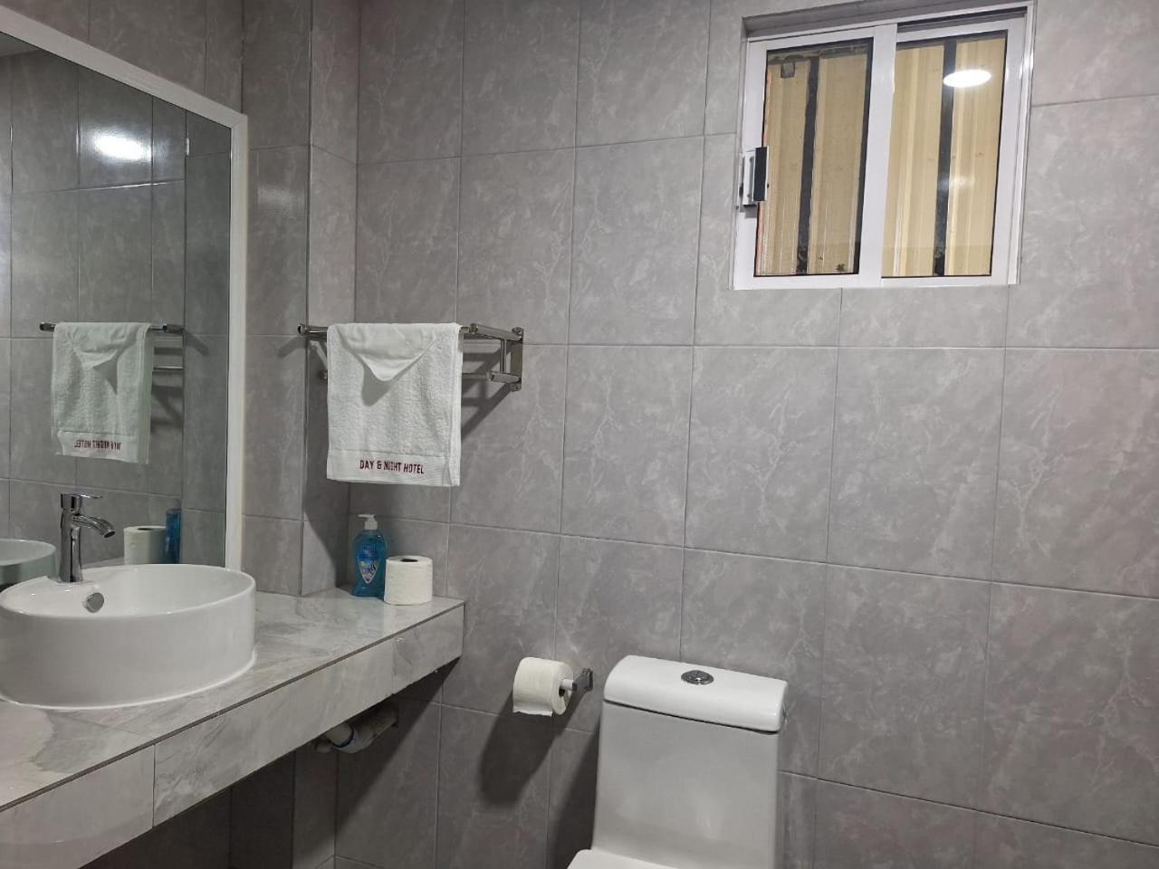 Day And Night Hotel Belmopan Exterior foto