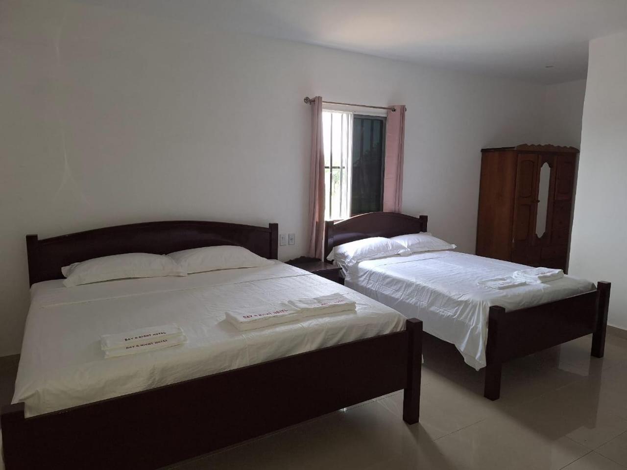 Day And Night Hotel Belmopan Exterior foto